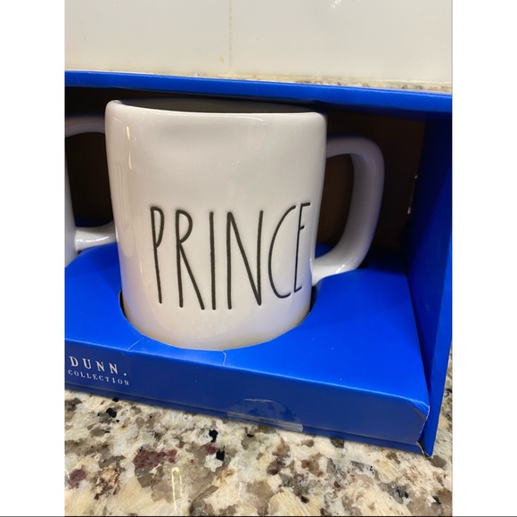 NWOT Rae Dunn Prince and Princess Mug Set - Picture 2 of 3